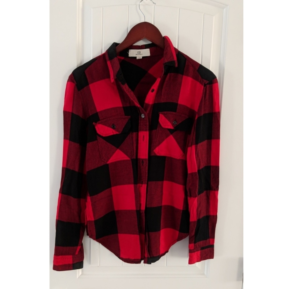*Sold* Women's Red Flannel Buffalo  size m